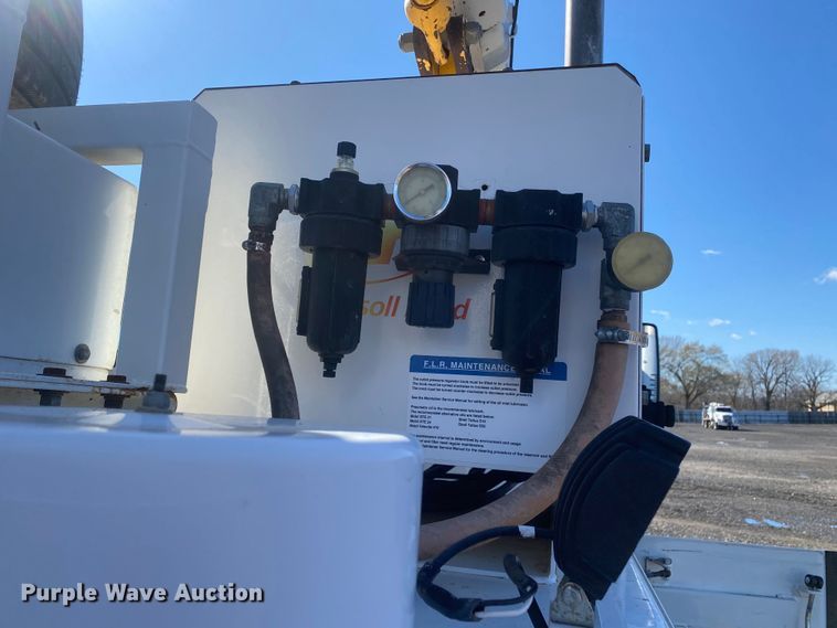 image for item KB9569 2010 Freightliner Business Class M2  utility / service truck