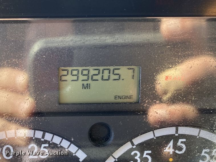 image for item KB9569 2010 Freightliner Business Class M2  utility / service truck