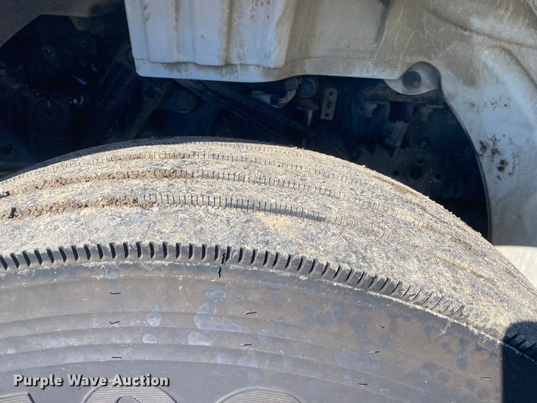 image for item KB9569 2010 Freightliner Business Class M2  utility / service truck