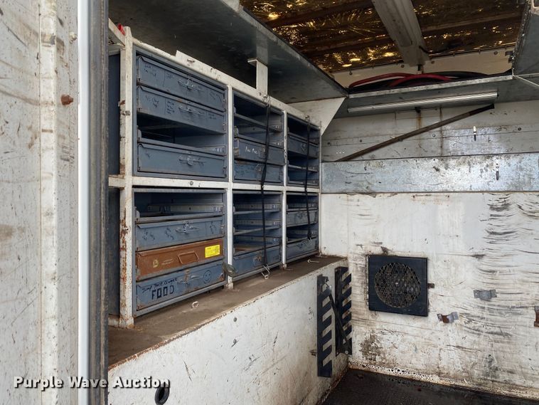 image for item KB9574 1998 GMC C5500  utility / service truck