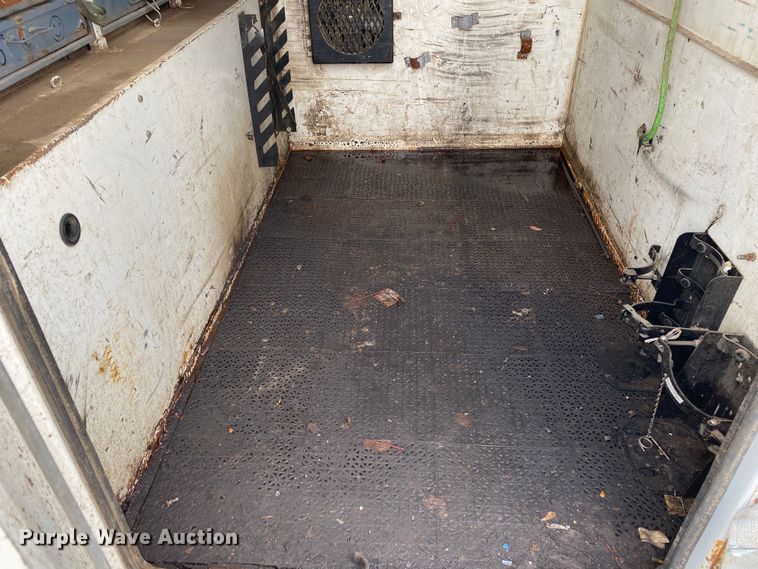 image for item KB9574 1998 GMC C5500  utility / service truck