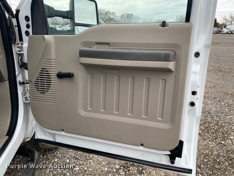 image for item KB9593 2008 Ford F450 Super Duty  utility / service truck