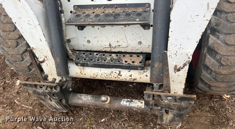 image for item KR9422 2011 Bobcat S250  skid steer loader