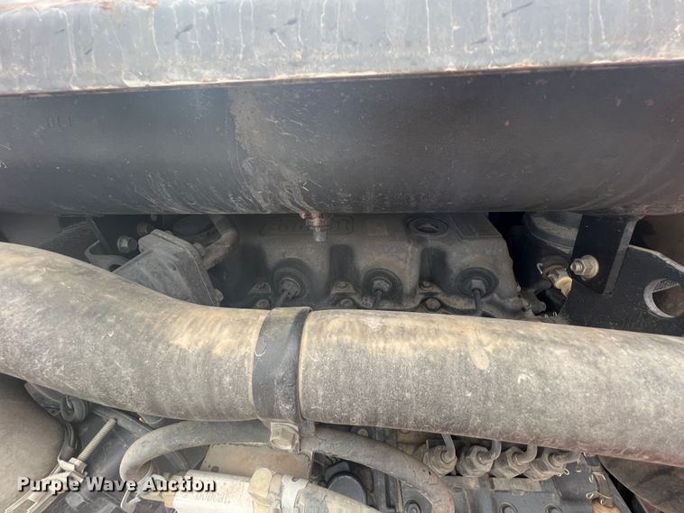 image for item KR9422 2011 Bobcat S250  skid steer loader