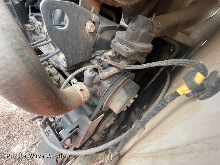 image for item KR9422 2011 Bobcat S250  skid steer loader