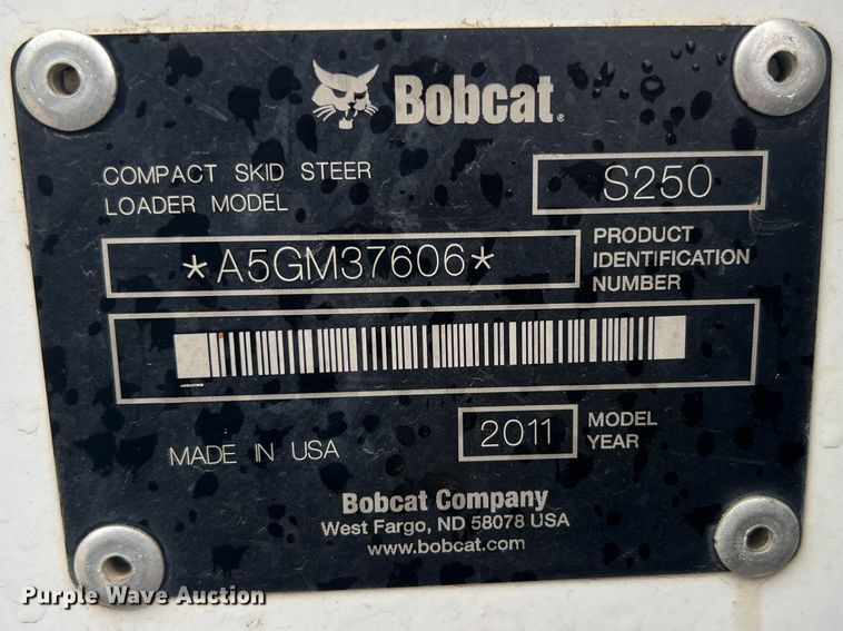 image for item KR9422 2011 Bobcat S250  skid steer loader