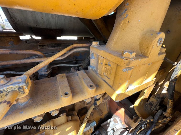 image for item KR9466 Komatsu D20A6  dozer