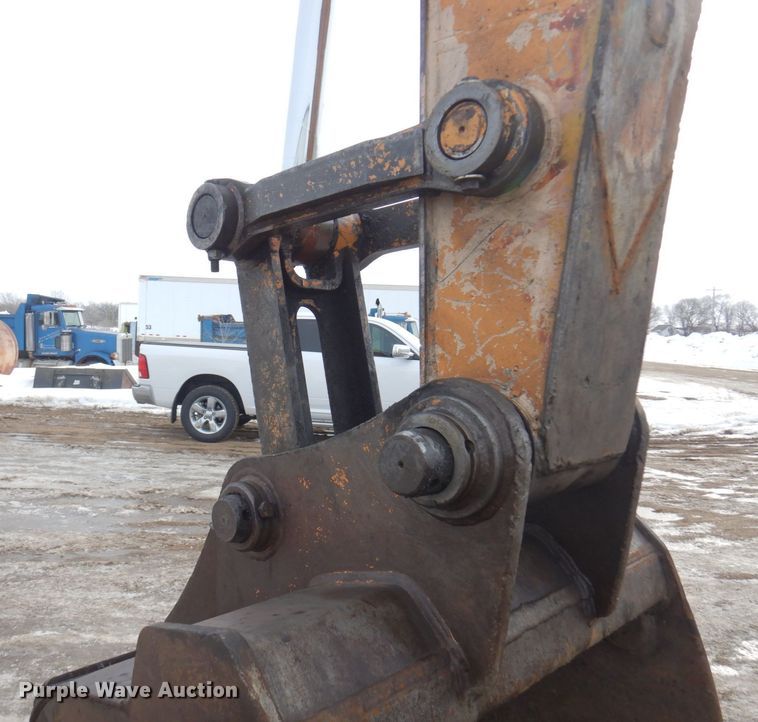 image for item KU9856 2003 Case CX240  excavator