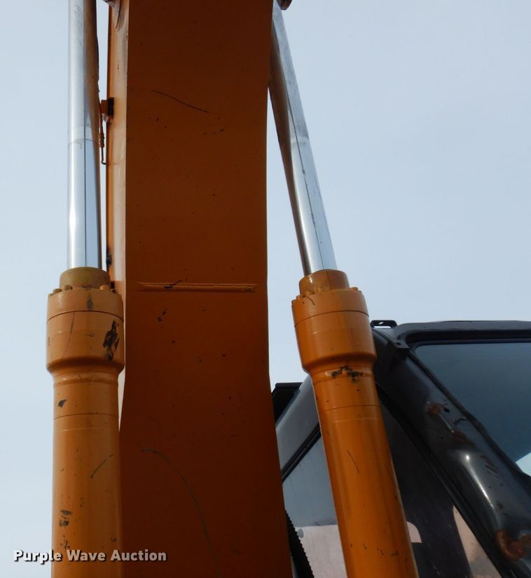 image for item KU9856 2003 Case CX240  excavator