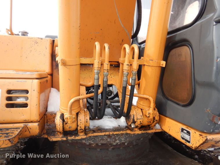 image for item KU9856 2003 Case CX240  excavator
