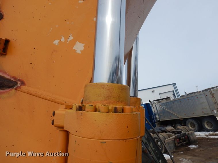 image for item KU9856 2003 Case CX240  excavator