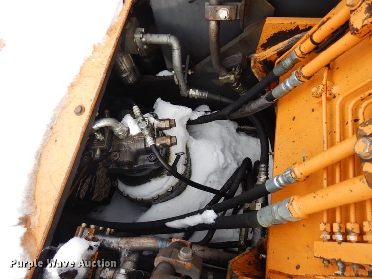 image for item KU9856 2003 Case CX240  excavator