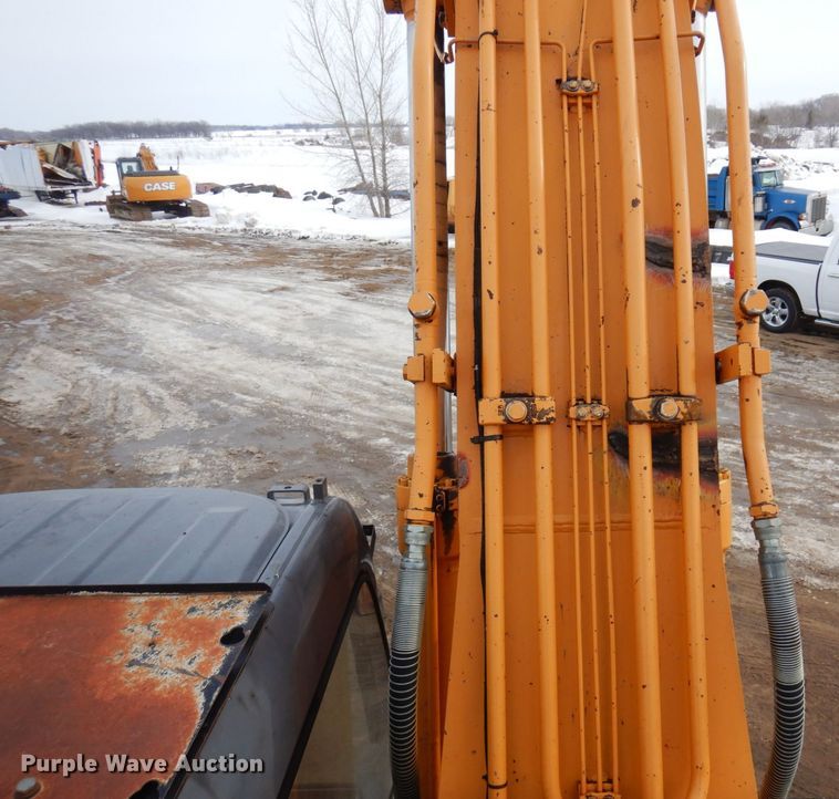 image for item KU9856 2003 Case CX240  excavator