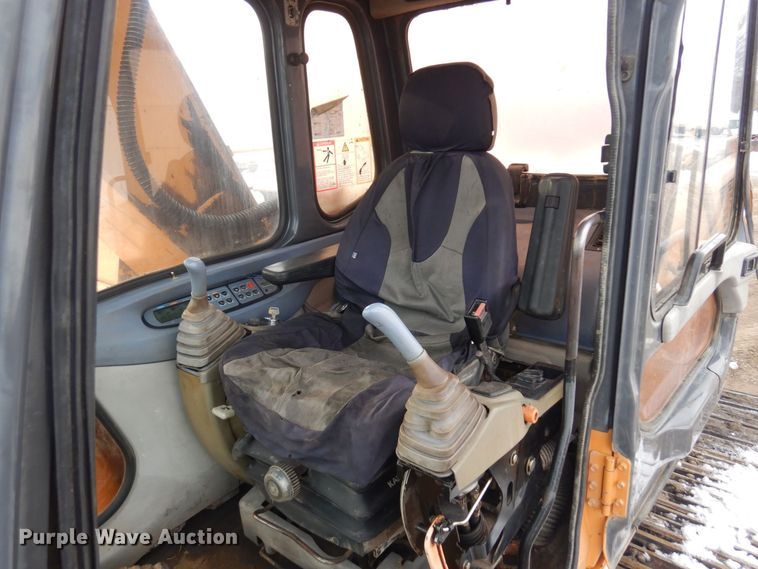 image for item KU9856 2003 Case CX240  excavator