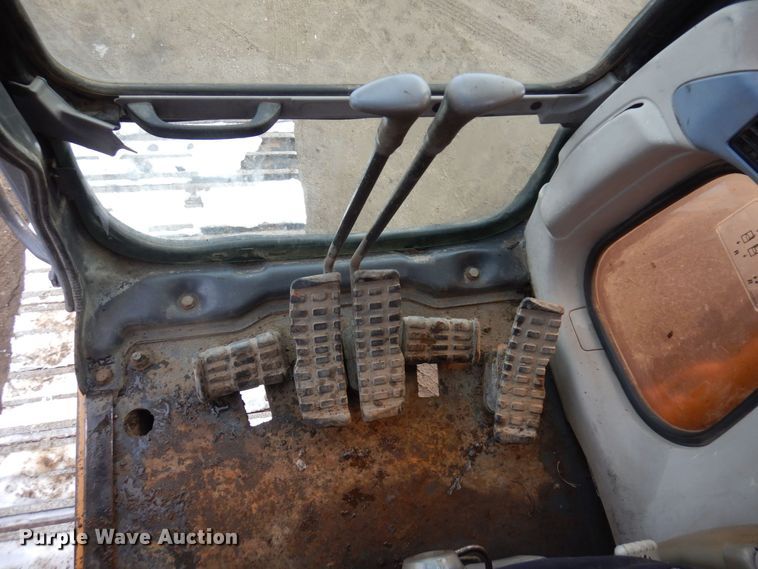 image for item KU9856 2003 Case CX240  excavator