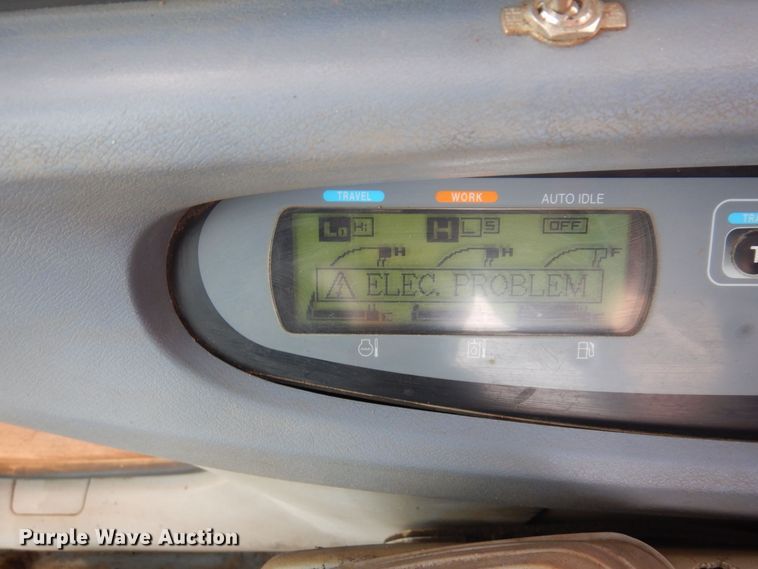 image for item KU9856 2003 Case CX240  excavator