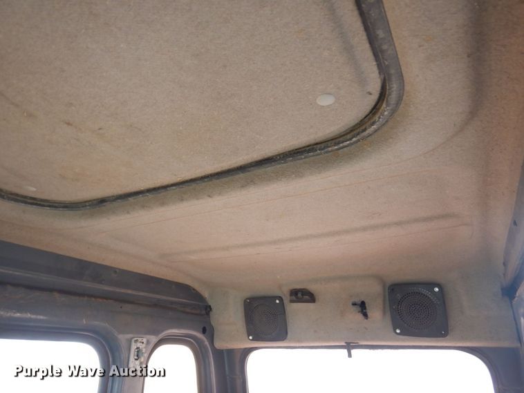 image for item KU9856 2003 Case CX240  excavator