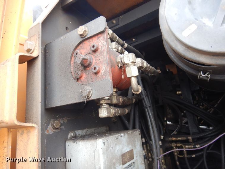 image for item KU9856 2003 Case CX240  excavator