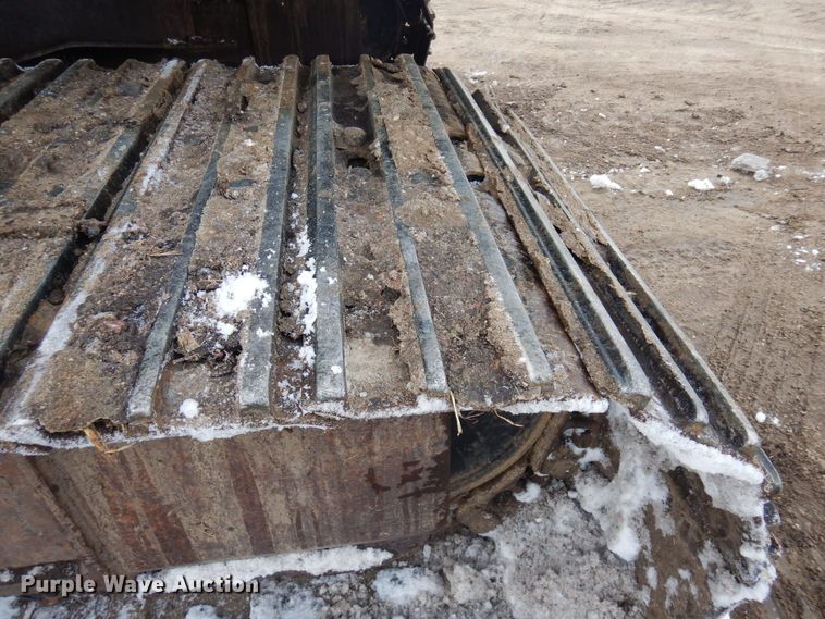 image for item KU9856 2003 Case CX240  excavator