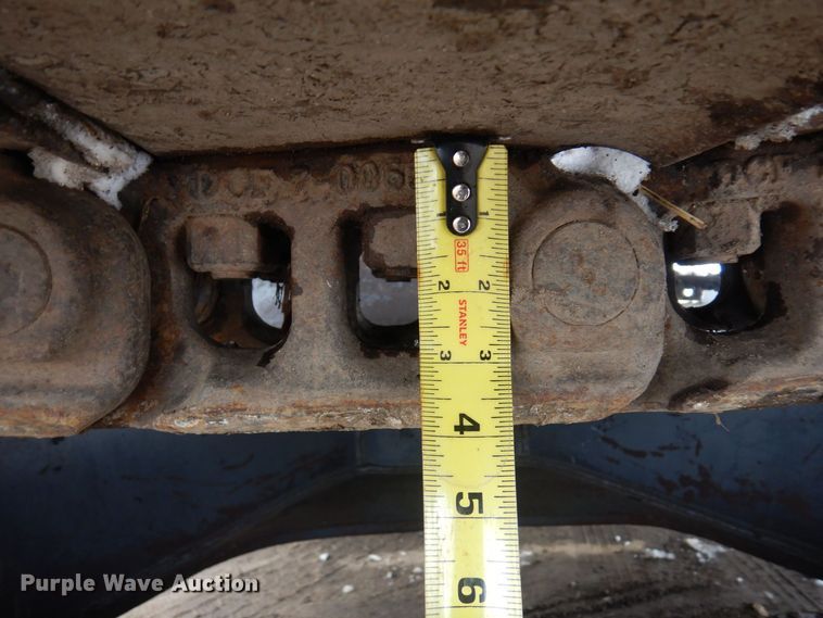 image for item KU9856 2003 Case CX240  excavator