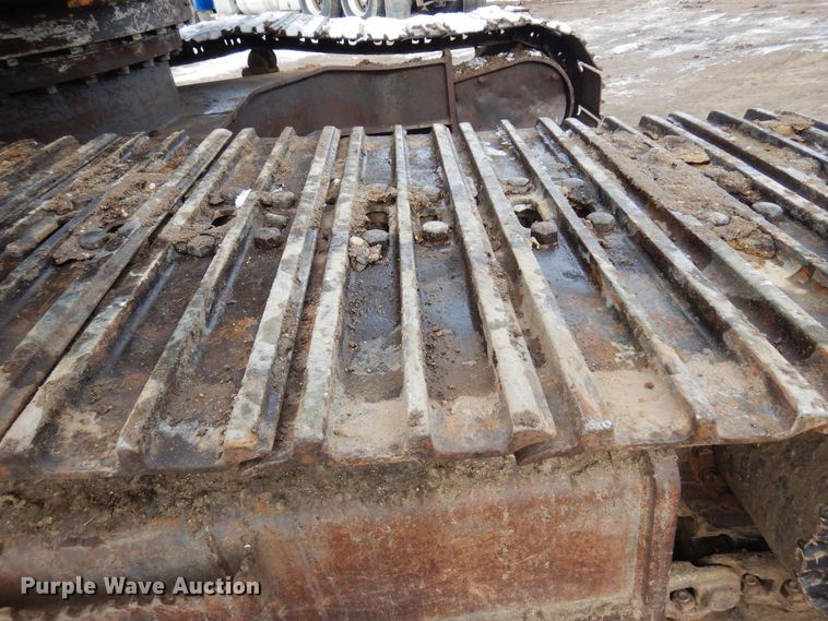 image for item KU9856 2003 Case CX240  excavator