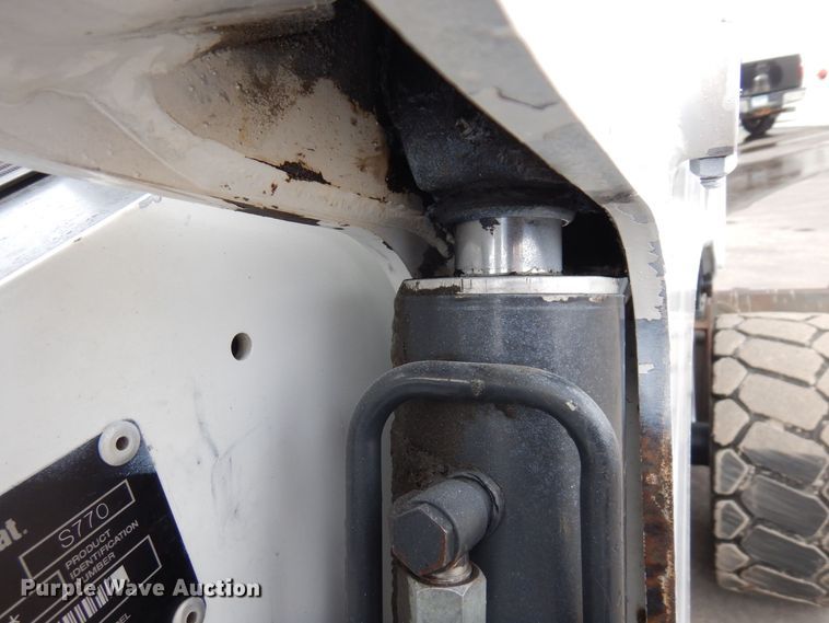 image for item KU9857 2012 Bobcat S770  skid steer loader