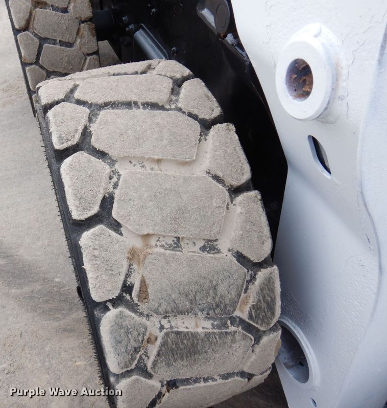 image for item KU9857 2012 Bobcat S770  skid steer loader