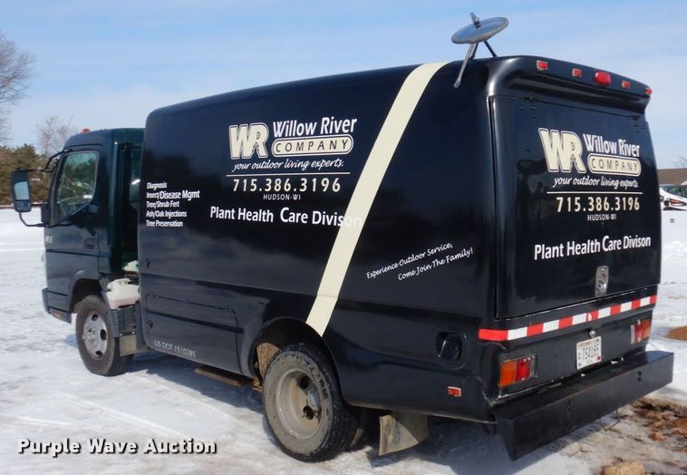 image for item KU9859 2007 Mitsubishi Fuso FE140  sprayer truck