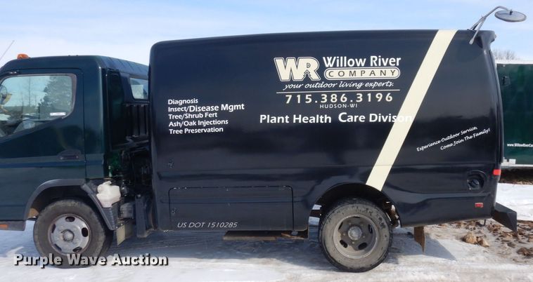 image for item KU9859 2007 Mitsubishi Fuso FE140  sprayer truck