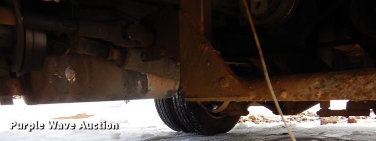 image for item KU9859 2007 Mitsubishi Fuso FE140  sprayer truck