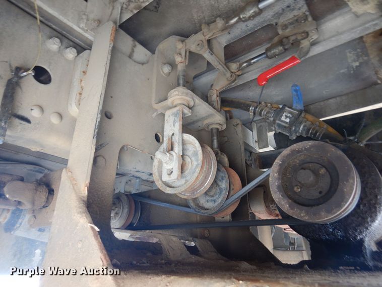 image for item KU9859 2007 Mitsubishi Fuso FE140  sprayer truck