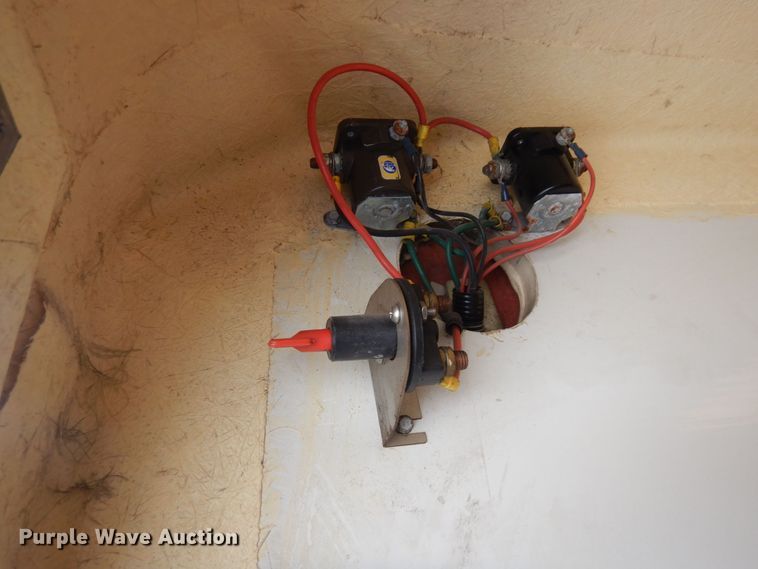 image for item KU9859 2007 Mitsubishi Fuso FE140  sprayer truck