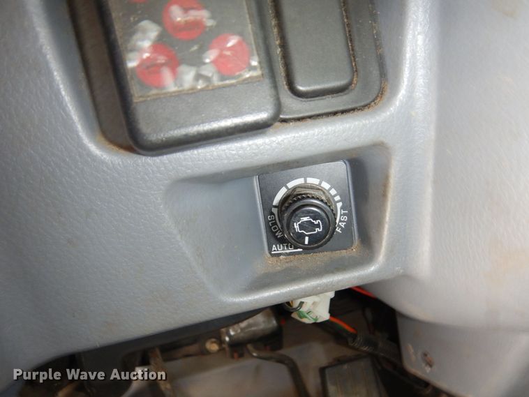 image for item KU9859 2007 Mitsubishi Fuso FE140  sprayer truck