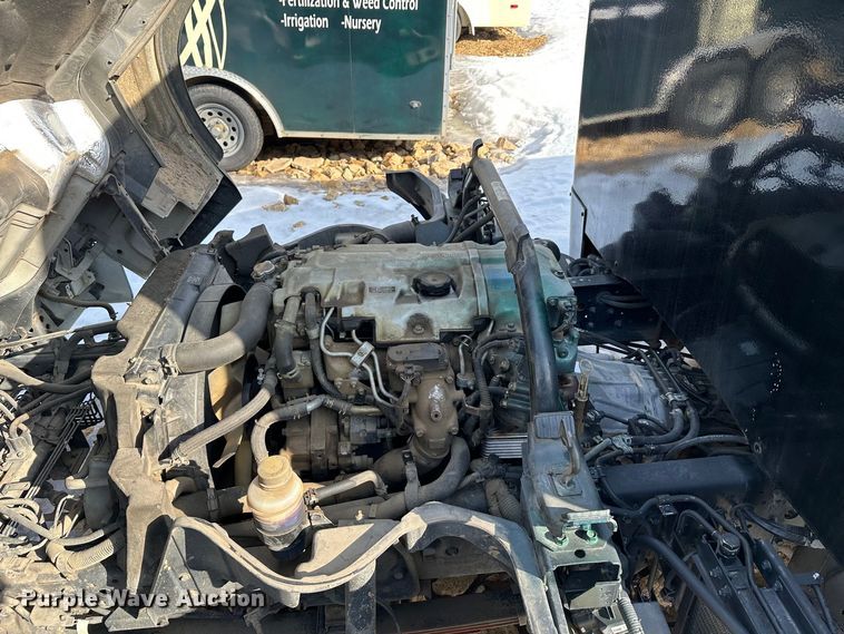 image for item KU9859 2007 Mitsubishi Fuso FE140  sprayer truck