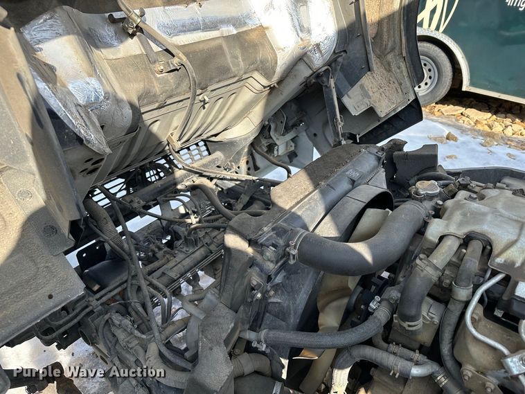 image for item KU9859 2007 Mitsubishi Fuso FE140  sprayer truck