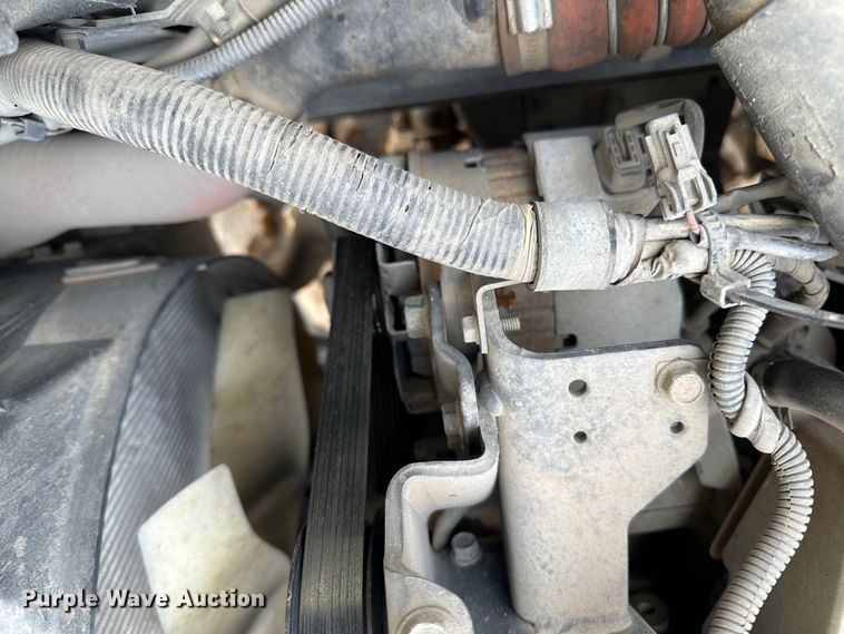 image for item KU9859 2007 Mitsubishi Fuso FE140  sprayer truck