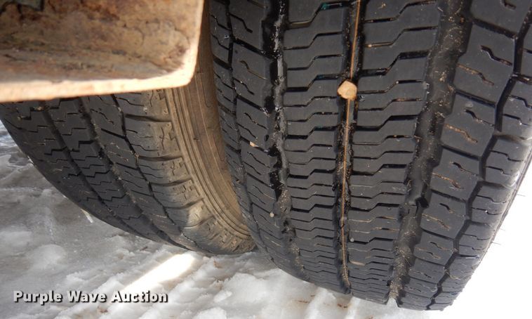 image for item KU9859 2007 Mitsubishi Fuso FE140  sprayer truck