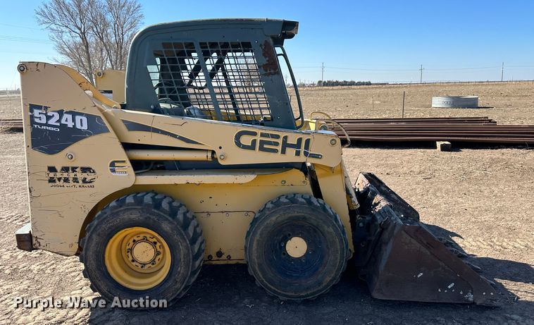 image for item KX9192 2008 Gehl 5240E  skid steer loader