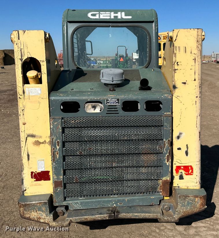 image for item KX9192 2008 Gehl 5240E  skid steer loader