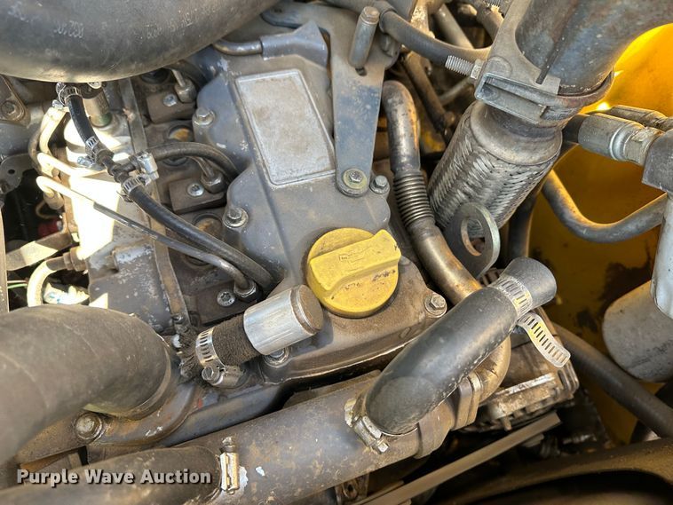 image for item KX9192 2008 Gehl 5240E  skid steer loader