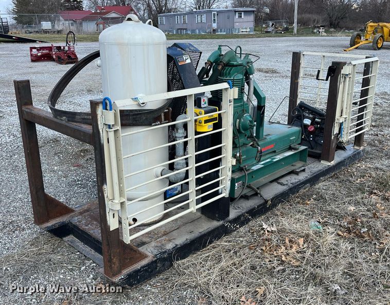 image for item LA9847 Champion Pneumatic BDRA15  air compressor