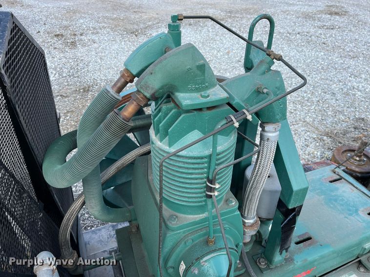 image for item LA9847 Champion Pneumatic BDRA15  air compressor