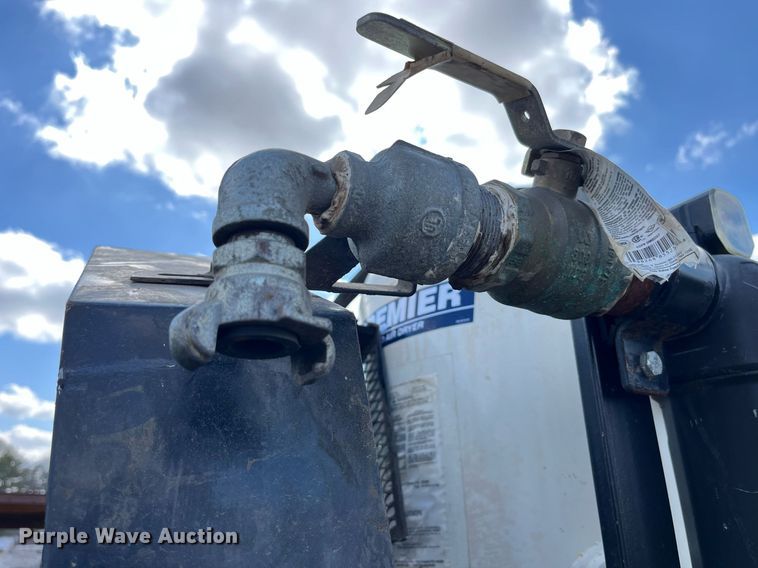 image for item LA9847 Champion Pneumatic BDRA15  air compressor