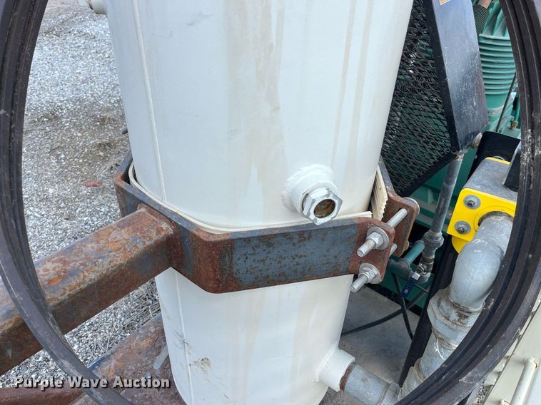 image for item LA9847 Champion Pneumatic BDRA15  air compressor