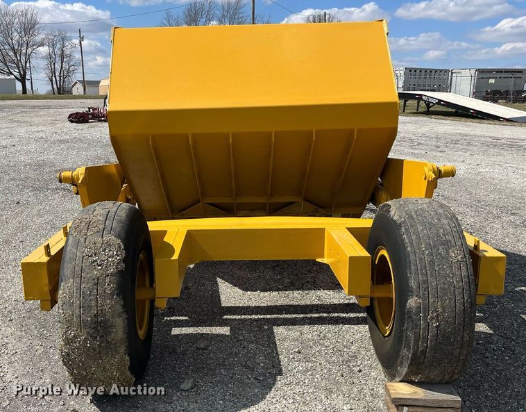 image for item LA9848 Soil Mover 75RF  scraper