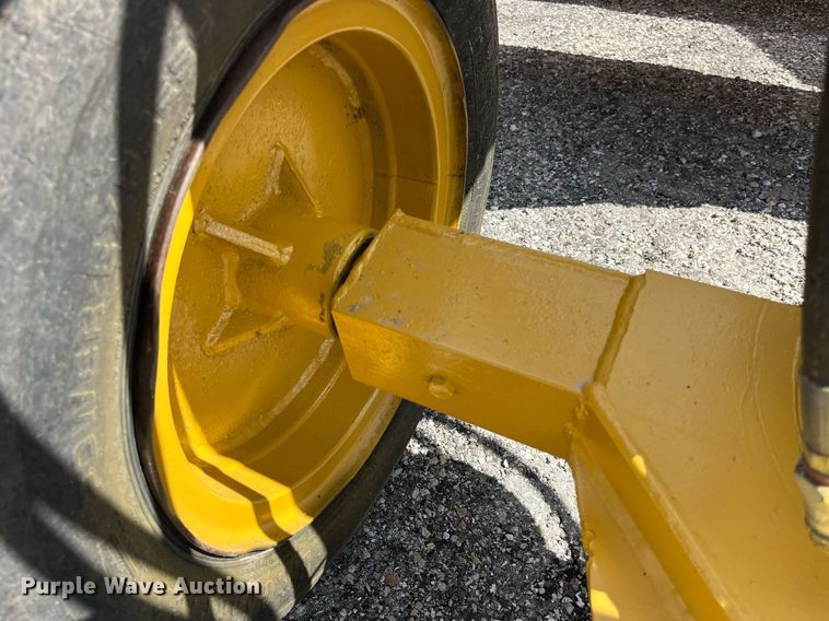 image for item LA9848 Soil Mover 75RF  scraper