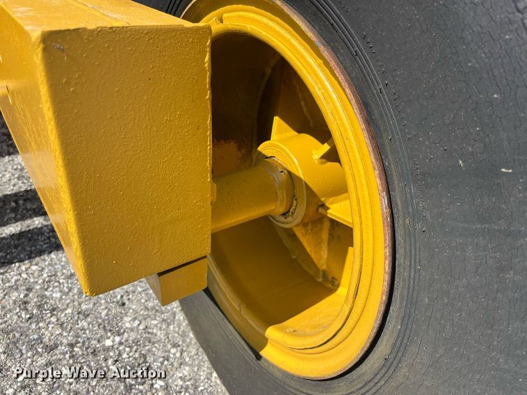 image for item LA9848 Soil Mover 75RF  scraper