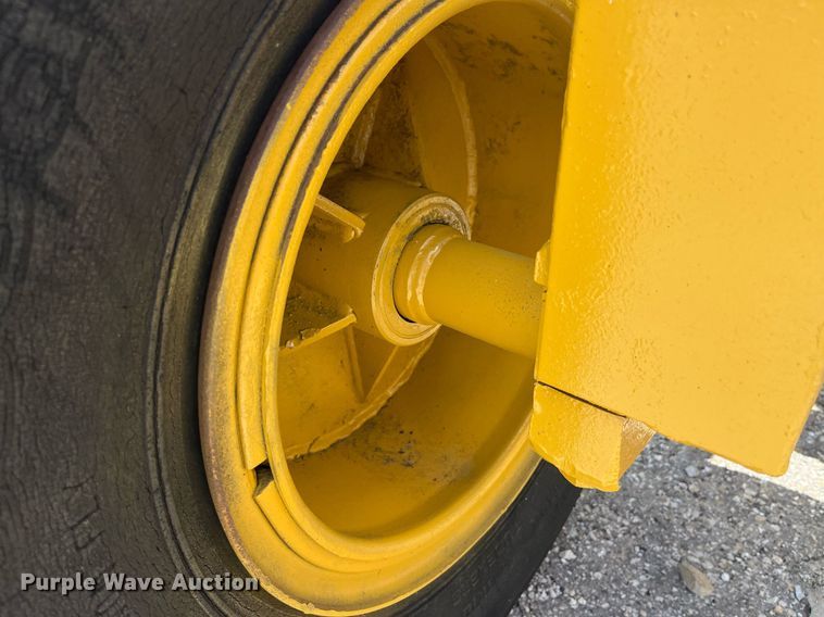 image for item LA9848 Soil Mover 75RF  scraper