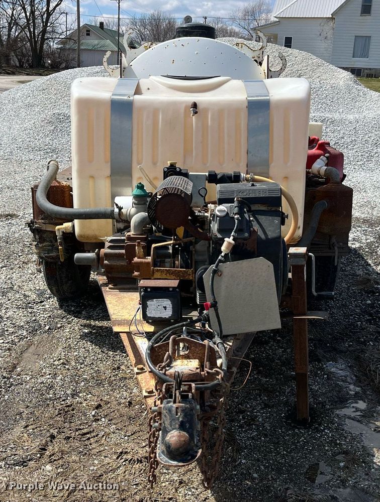 image for item LA9851 vacuum trailer