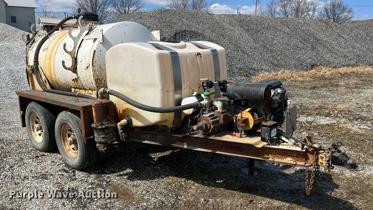 image for item LA9851 vacuum trailer